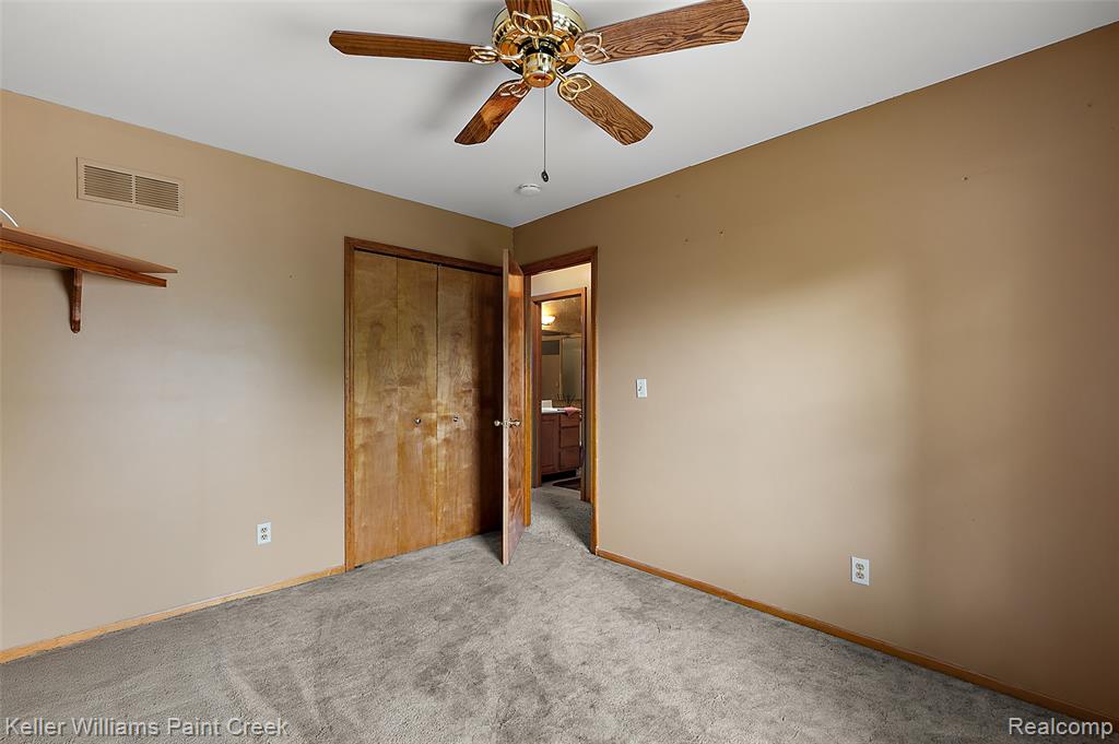 436 Orchard Street, Wyandotte, MI 48192 — Photo 23