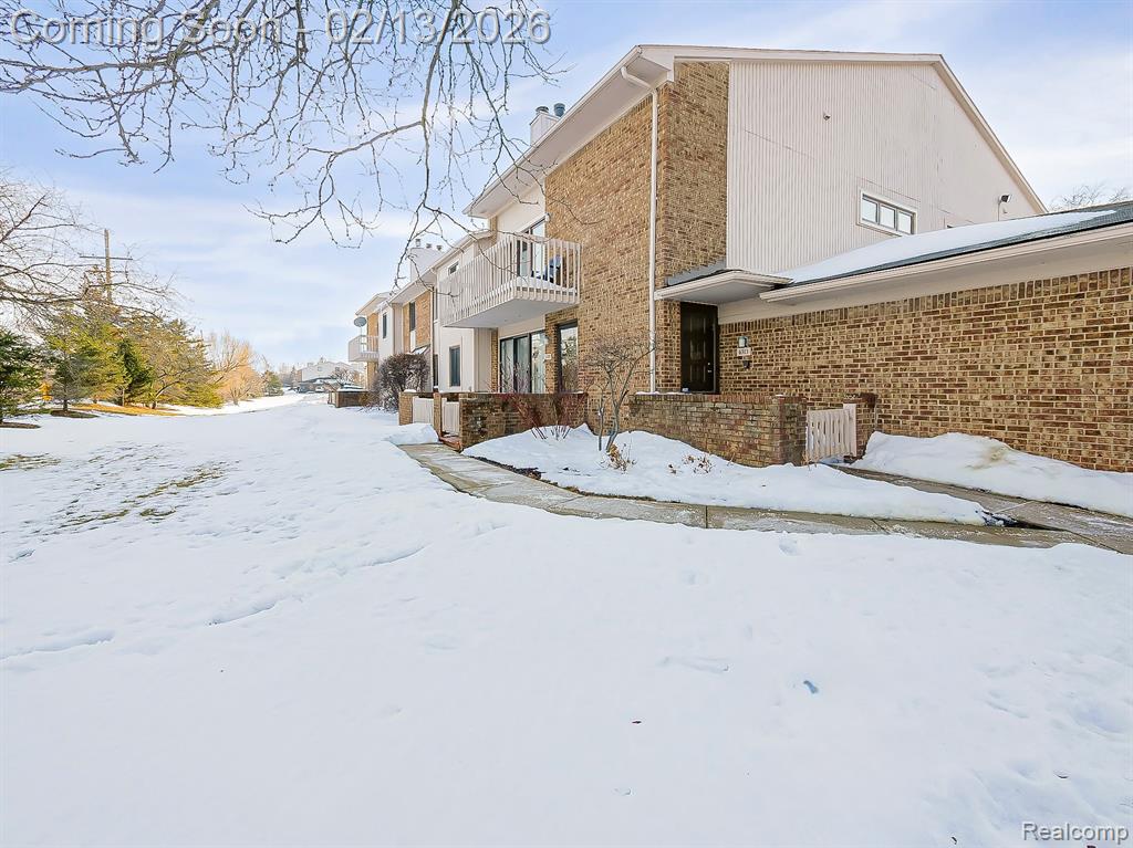 6505 Maple Lakes Court, West Bloomfield, MI — Photo 32