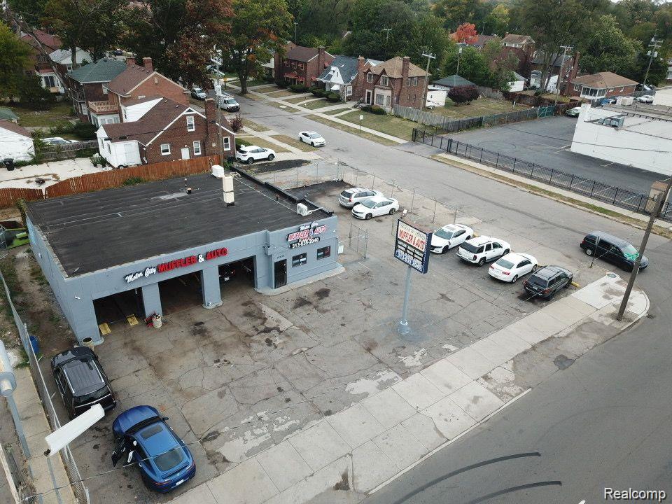 10530 W 7 MILE Road, Detroit, MI 48221 — Photo 6