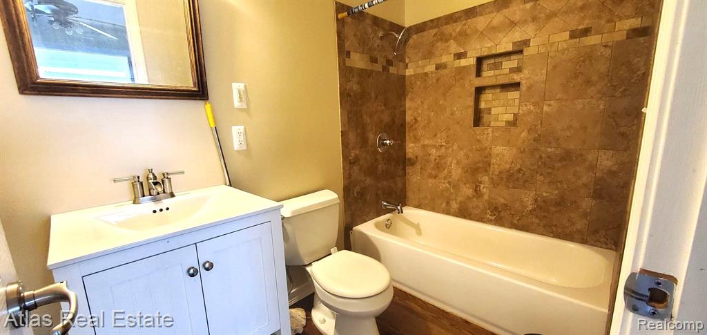 4883 BRIGHAM Road, Goodrich Vlg, MI — Photo 14