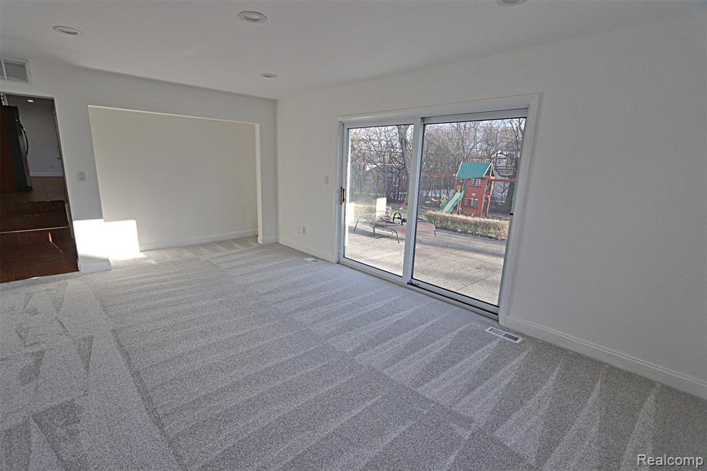 4739 Quarton Road, Bloomfield Hills, MI 48301 — Photo 18