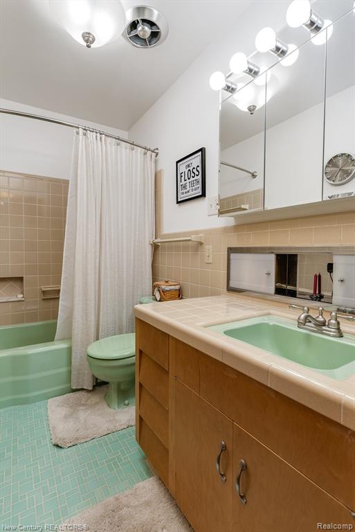 211 SPRING Street, Vernon, MI 48476 — Photo 39