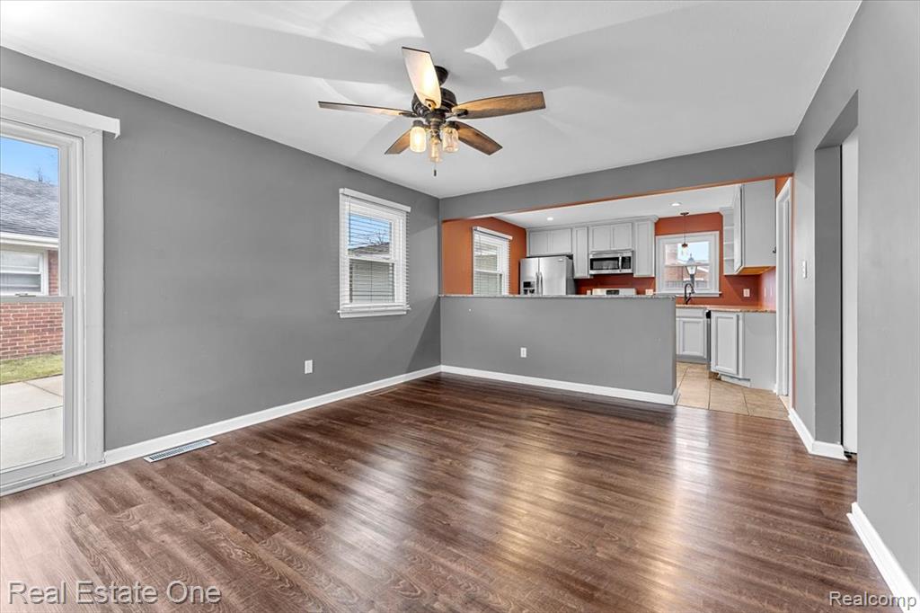 18216 Wendy Court, Riverview, MI 48193 — Photo 5
