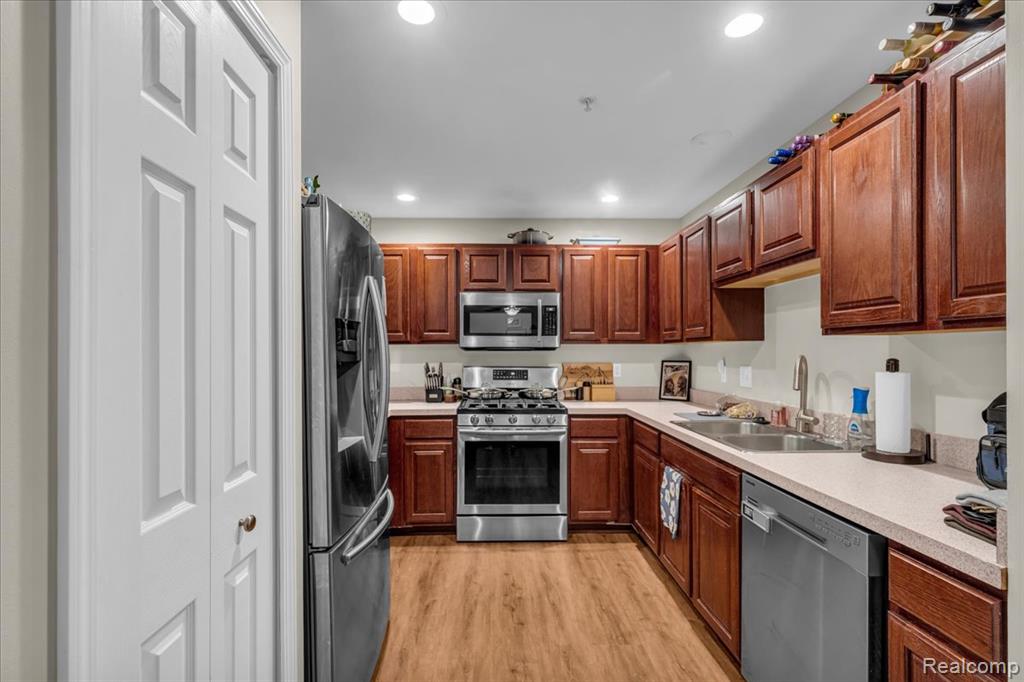 657 River Park Village Boulevard, Northville, MI 48167 — Photo 8