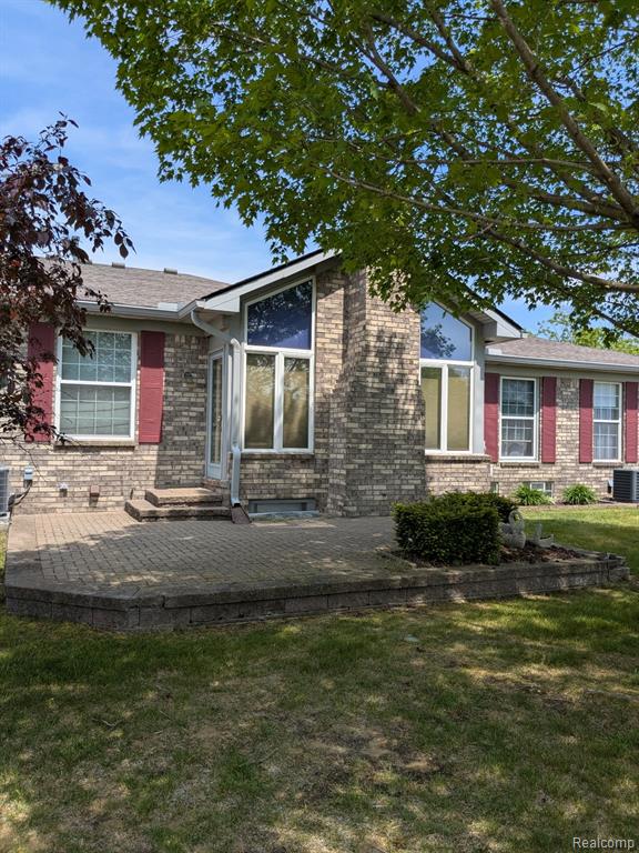 48659 Sundance Court, 159, Utica, MI 48315 — front exterior