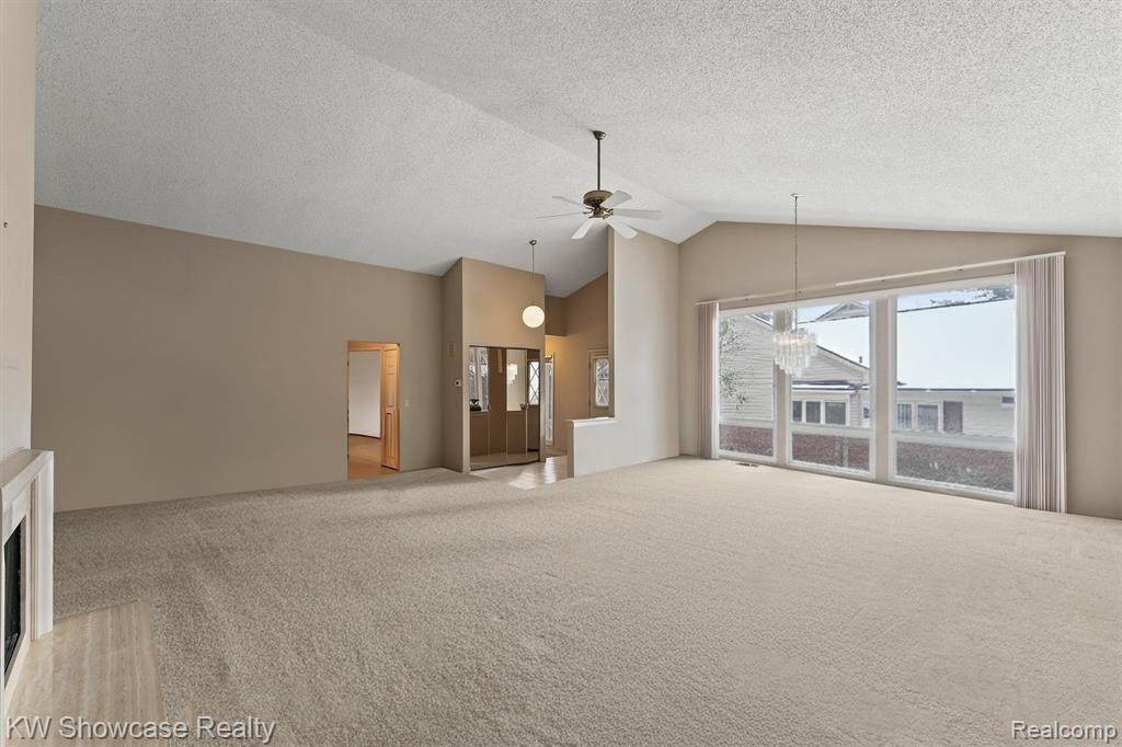 6933 Pebble Park Circle, 83, West Bloomfield, MI — Photo 5