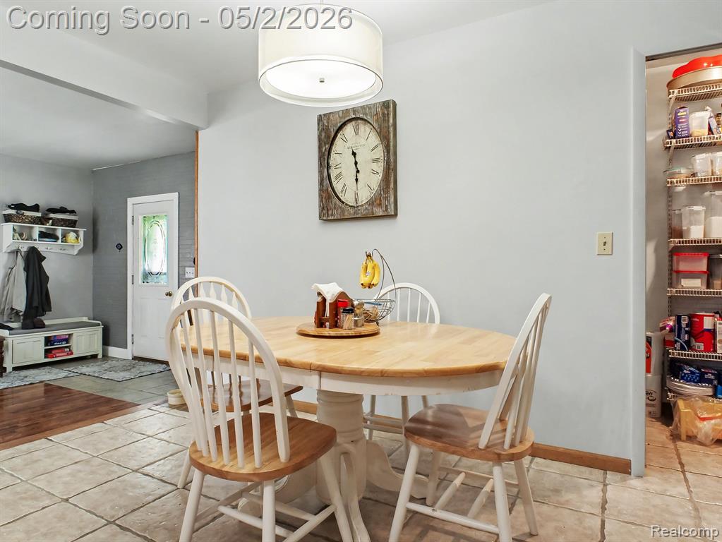 4488 Thorntree Drive, Burton, MI 48509 — Photo 12