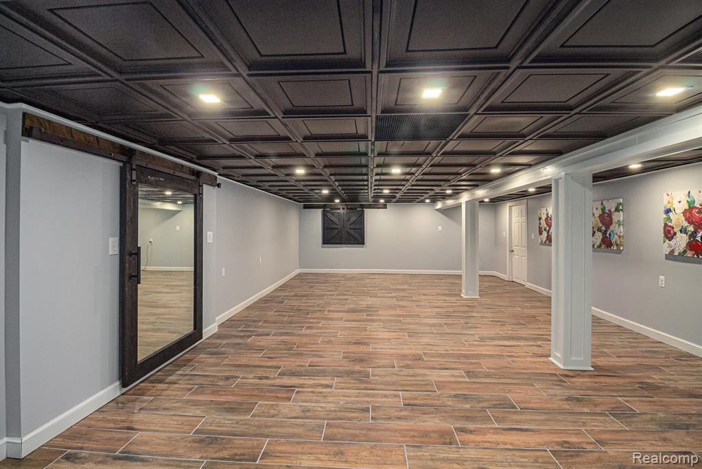 6306 Kings Knoll Road, Grand Blanc, MI 48439 — Photo 29