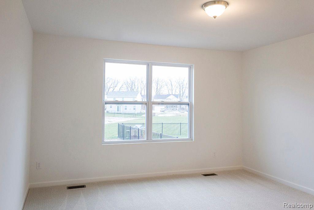 58187 KINCAID Street, New Haven, MI, 48048