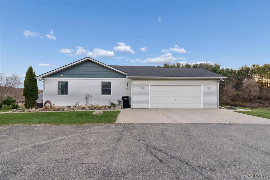 4121 Cedar Lake Road, Howell, MI 48843 — Photo 54