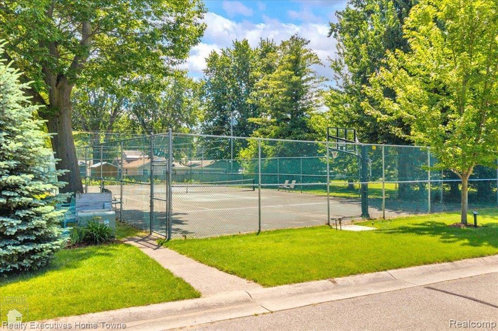 2975 Sandy Oaks Lane, Fort Gratiot, MI 48059 — Photo 63