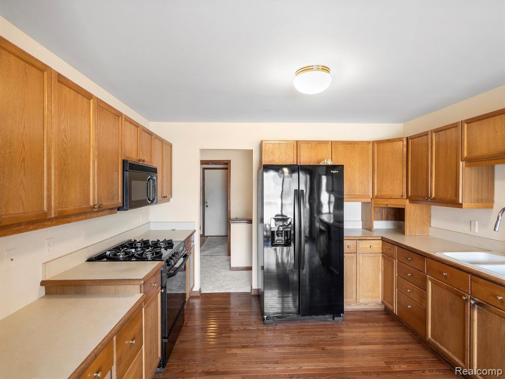 4738 MULBERRY WOODS Circle, Ann Arbor, MI 48105 — Photo 10