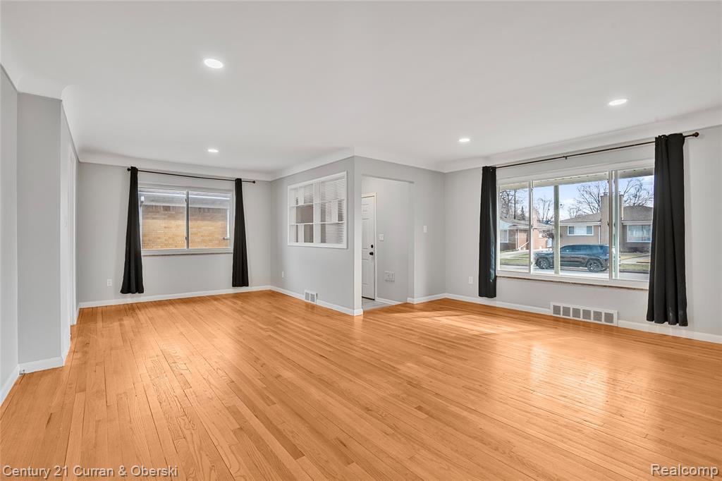 9335 Louis Street, Redford, MI 48239 — Photo 3