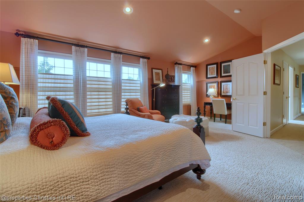 18026 Stonebrook Drive, Northville, MI 48168 — Photo 28