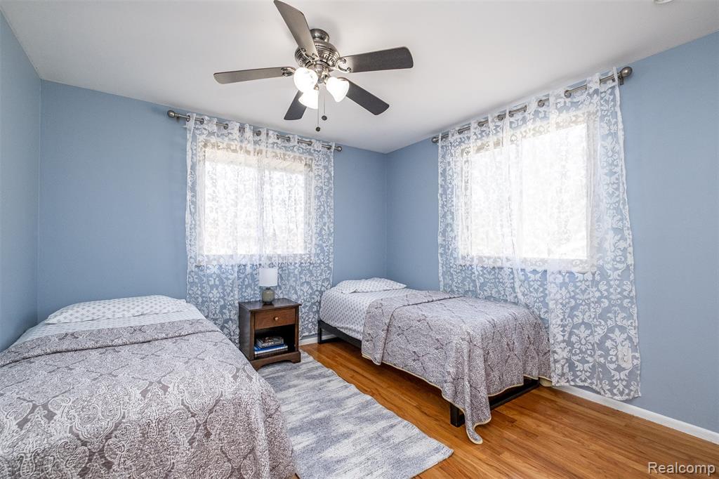 39856 Parklawn Drive, Sterling Heights, MI 48313 — Photo 36
