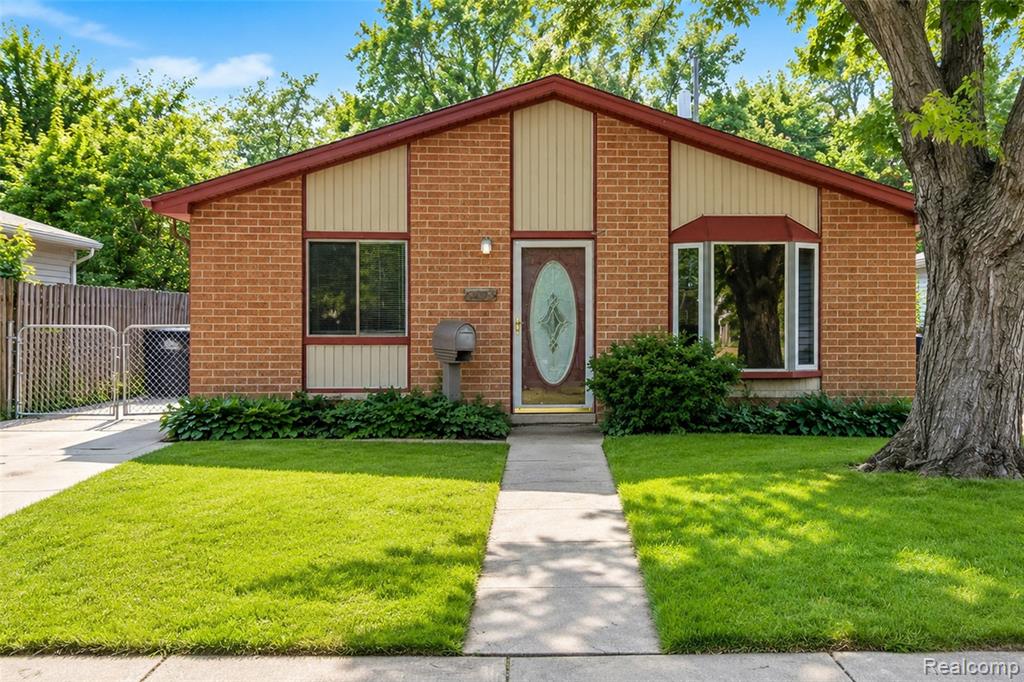 8095 Syracuse Street, Taylor, MI — Photo 3