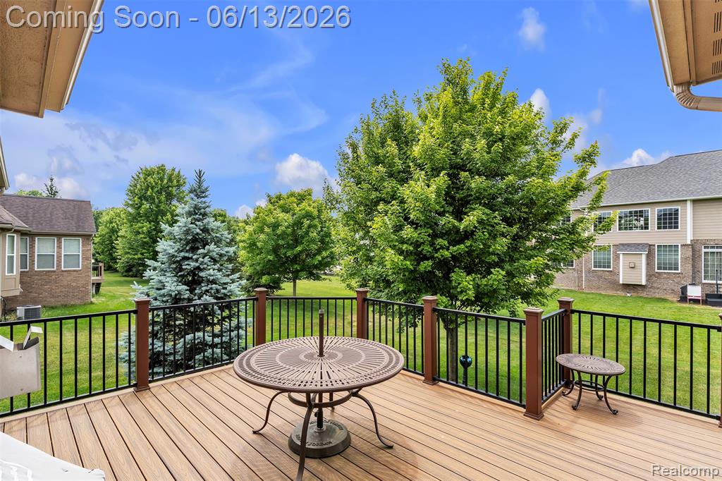 23719 Stoneleigh Drive, South Lyon, MI 48178 — Photo 59