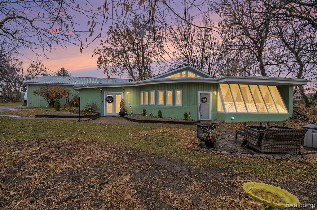 60742 11 Mile Road, South Lyon, MI 48178 — Photo 3