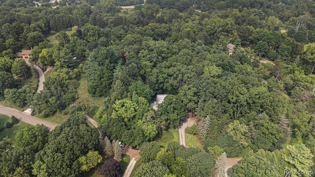 3192 Paint Creek Drive, Oakland, MI — Photo 33