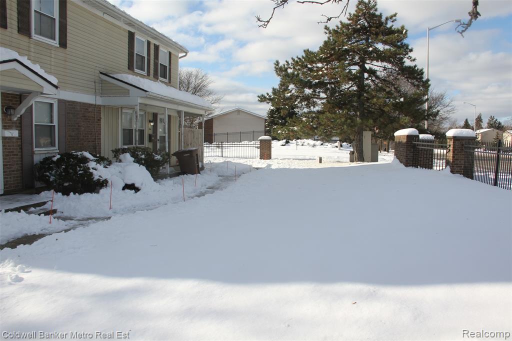 6 Beechwoode Lane, Pontiac, MI 48340 — Photo 15