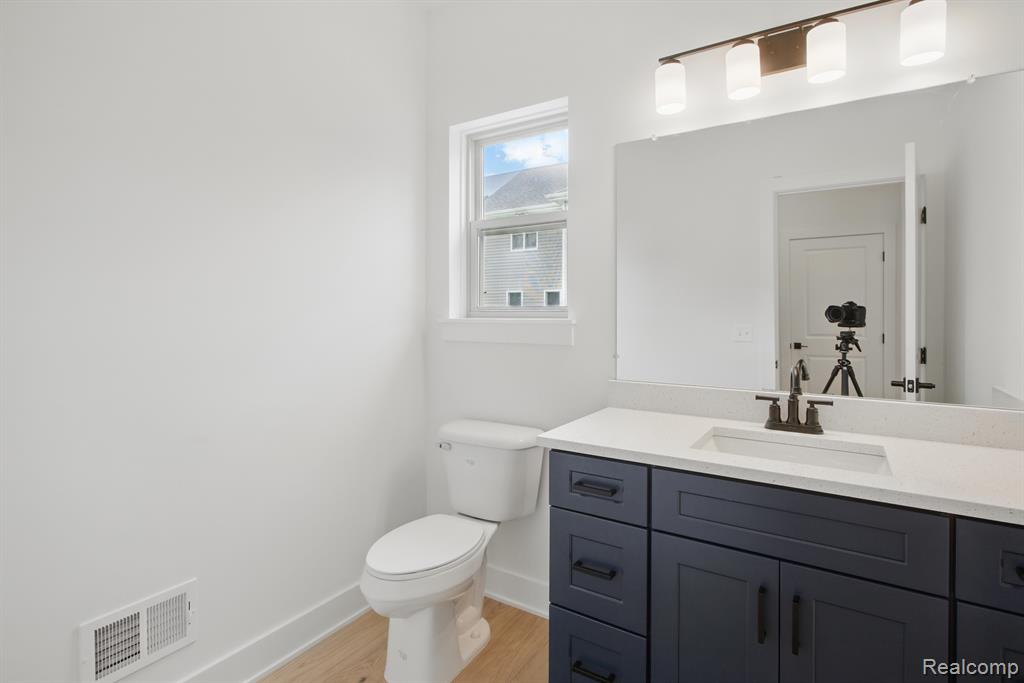 47309 Jefferson Avenue, Chesterfield, MI 48047 — Photo 21