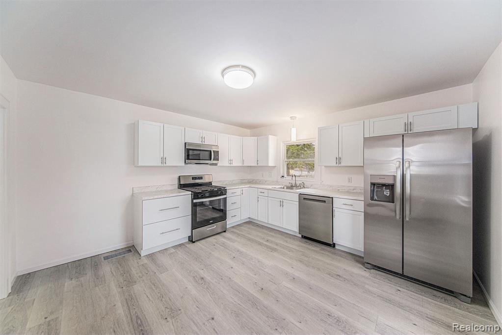 845 Brentwood Road, Jackson, MI 49202 — Photo 12