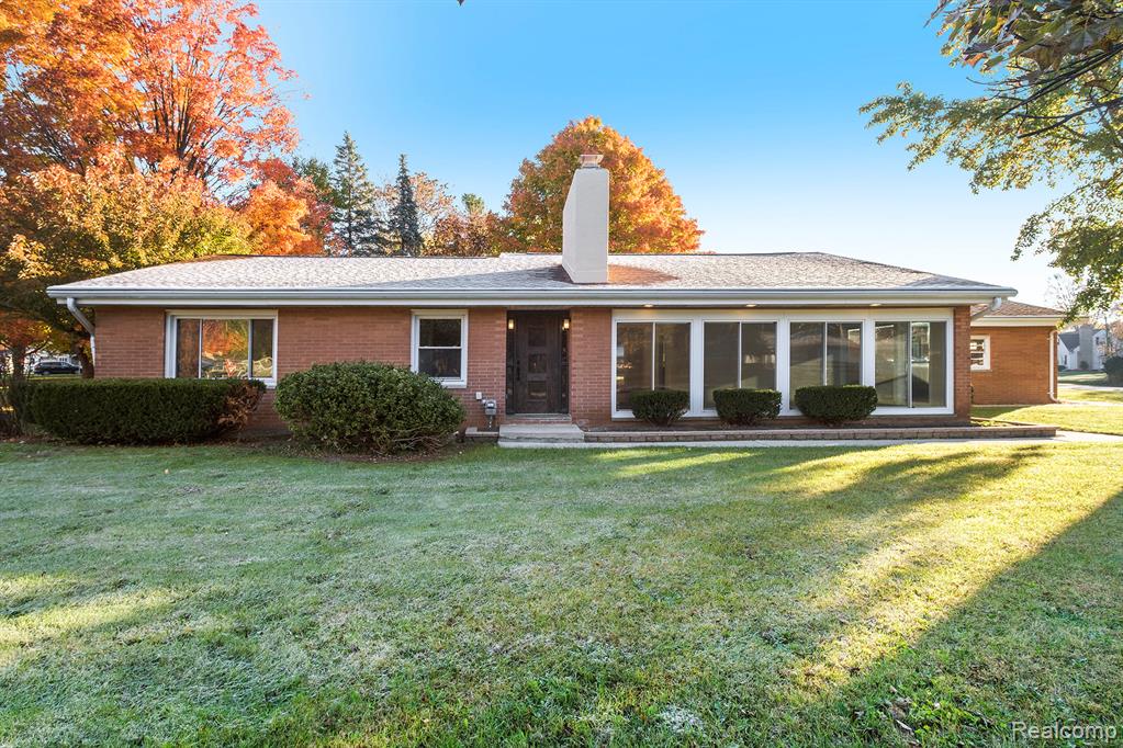 4475 Thornapple Circle, Burton, MI 48509 — Photo 23