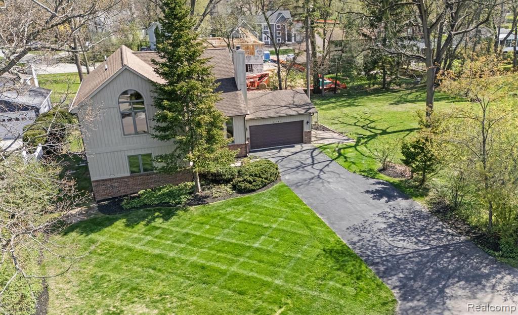 5461 Putnam Drive, West Bloomfield, MI 48323 — Photo 45