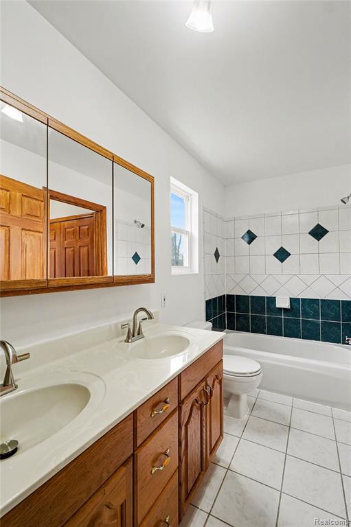 6522 BENNETT LAKE Road, Fenton, MI 48430 — Photo 16