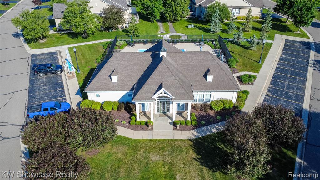 5726 Pinecroft Court, 44, Clawson, MI — Photo 39