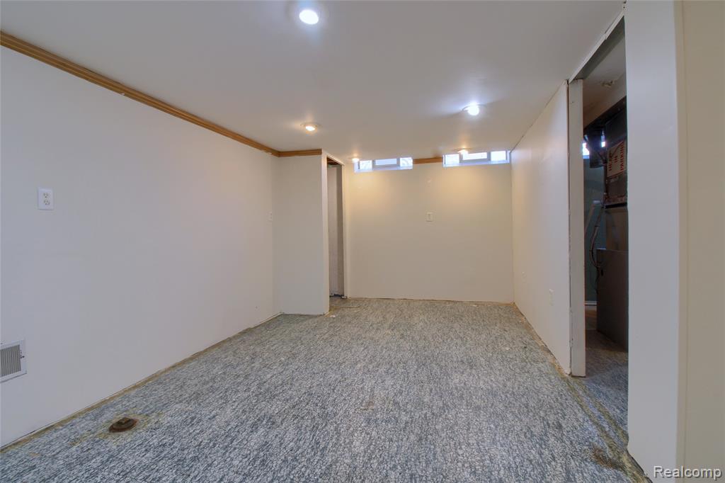 9985 Jackson Lane, Van Buren, MI 48111 — Photo 19