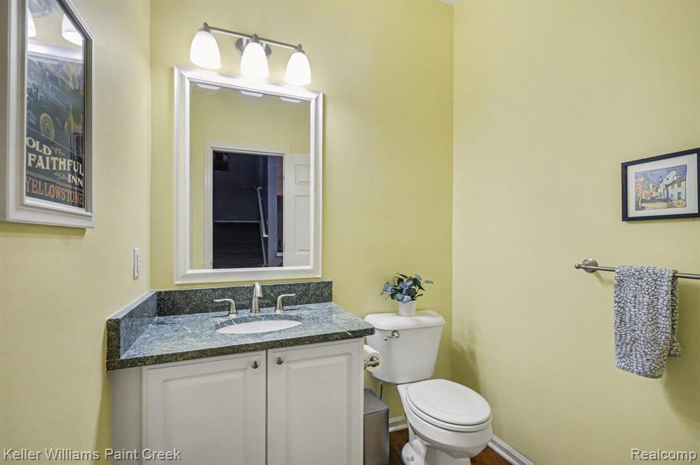 3692 Sunnyside Court, Rochester, MI 48306 — Photo 13