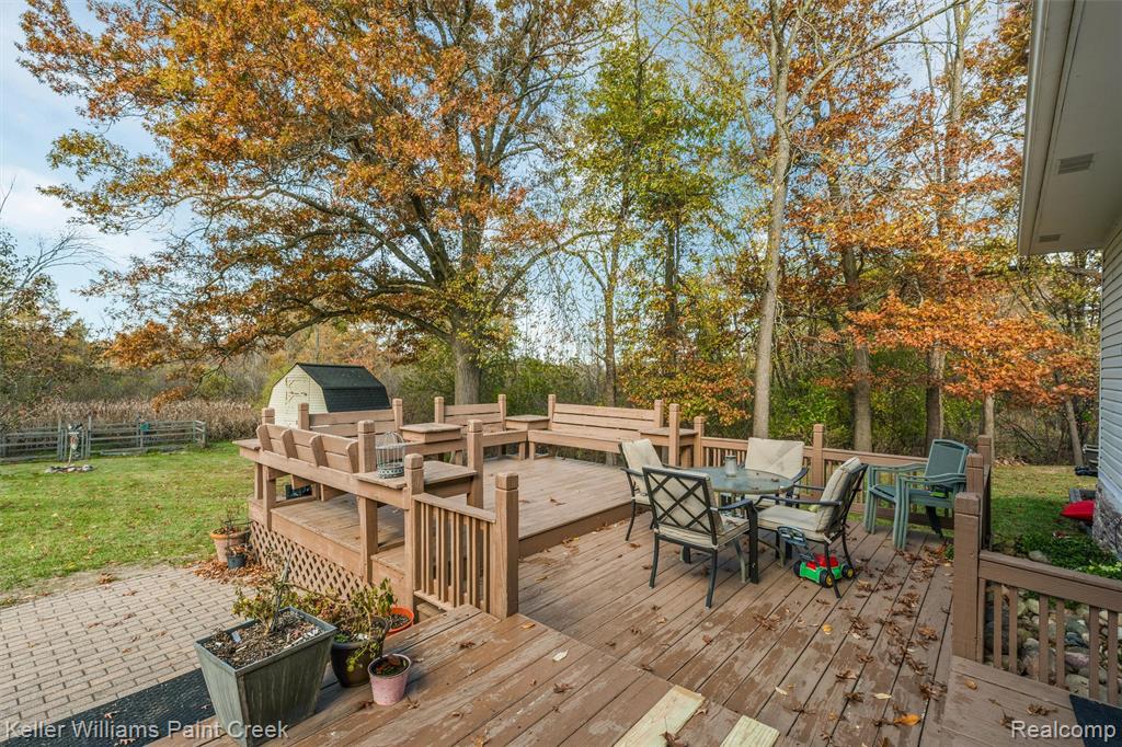420 Dons Court, Ortonville, MI 48462 — Photo 33