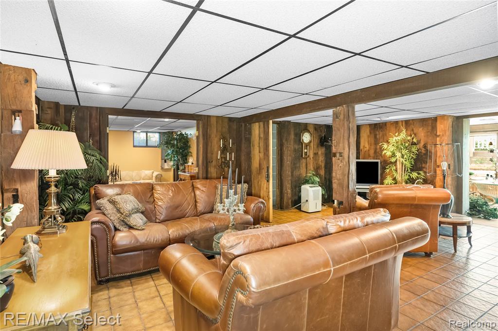 13154 Lake Shore Drive, Fenton, MI 48430 — Photo 40