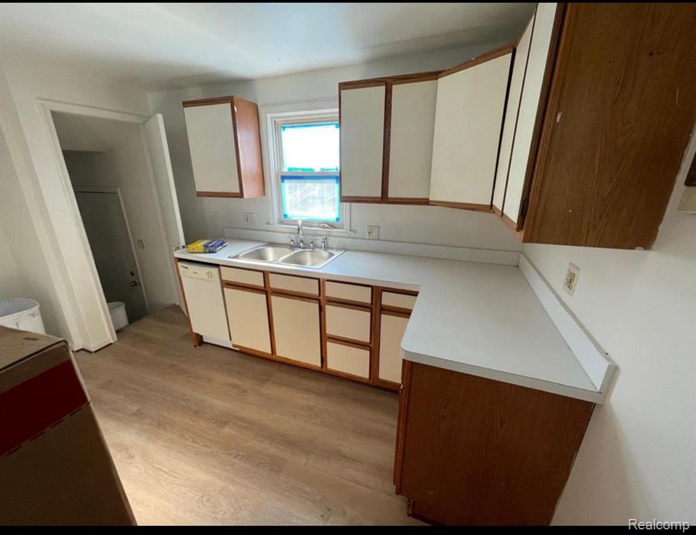 6172 Highview Street, Dearborn Heights, MI 48127 — Photo 4