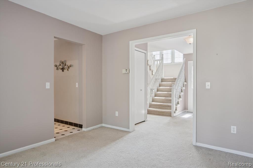 46328 N Northvalley Drive, Northville, MI 48167 — Photo 18