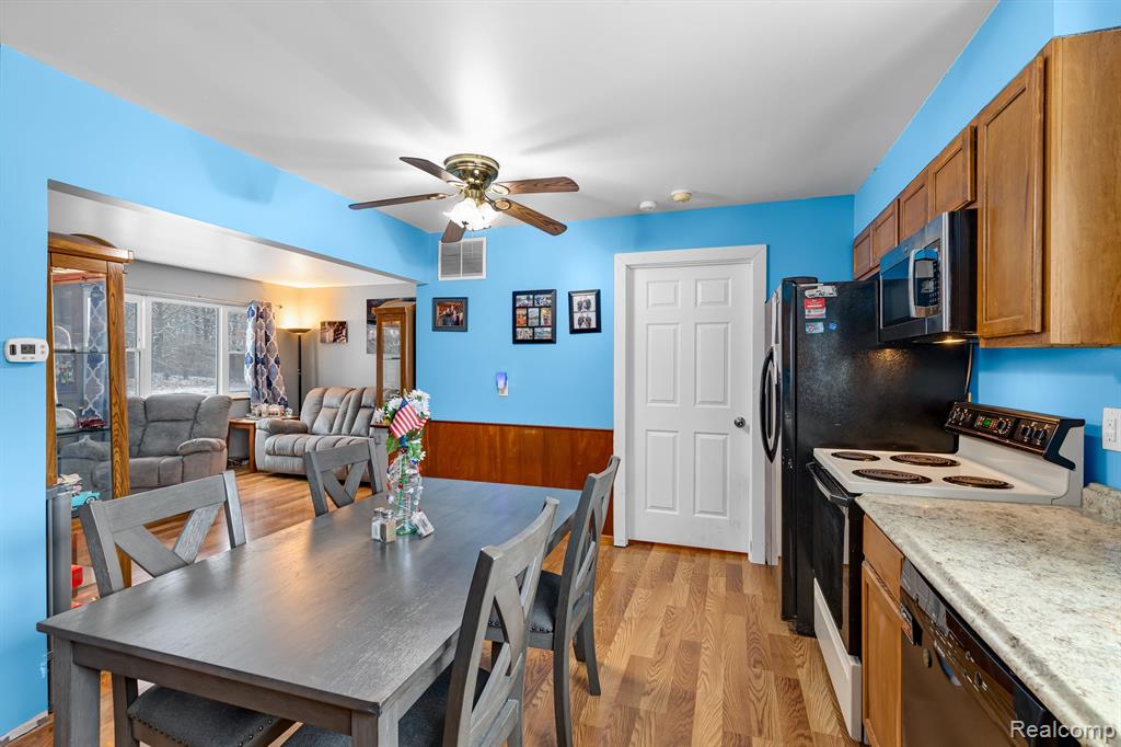 11345 HOFFMAN Road, Maybee, MI — Photo 10