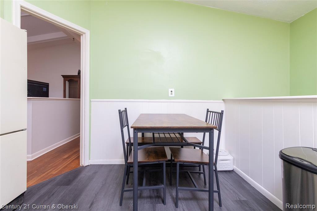 5397 Vivian Street, Dearborn Heights, MI 48125 — Photo 10