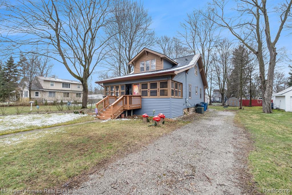 115 PARK Avenue, Holly, MI 48442 — Photo 24