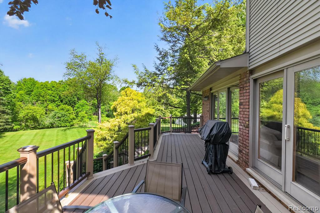 12664 Lashbrook Lane W, Brighton, MI 48114 — Photo 32