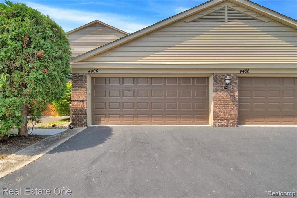 4406 KNIGHTSBRIDGE Lane, West Bloomfield, MI 48323 — Photo 26