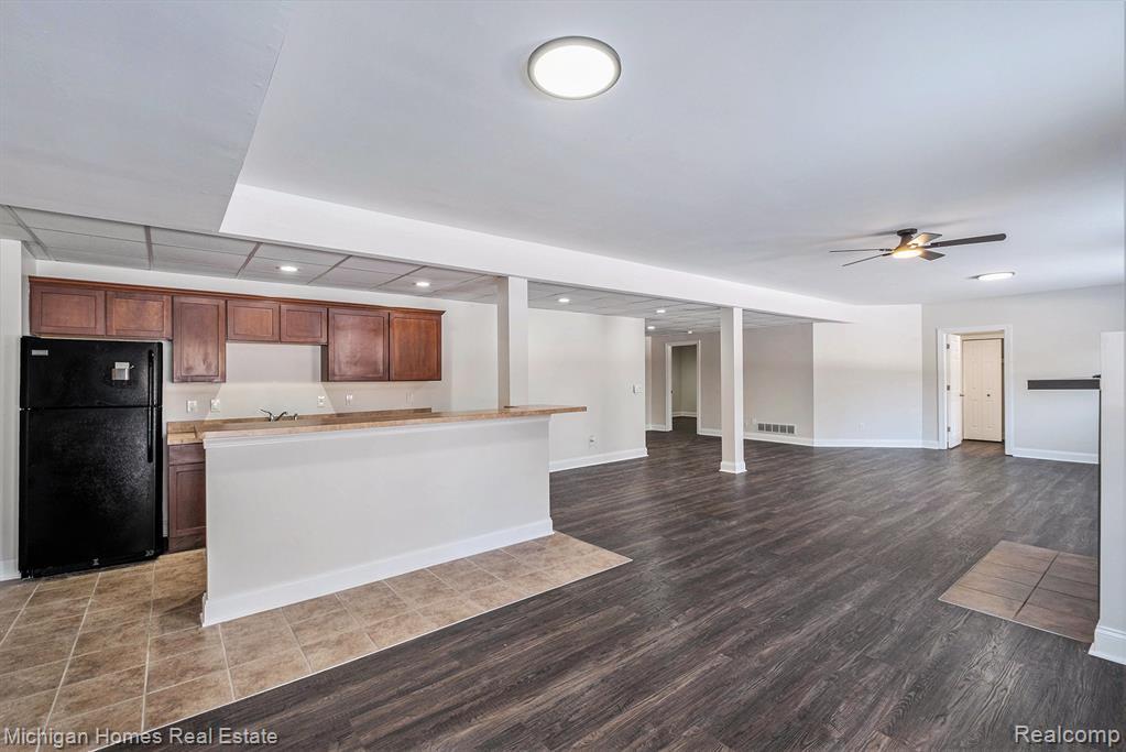 8096 Peninsula Circle, Grand Blanc, MI — Photo 23