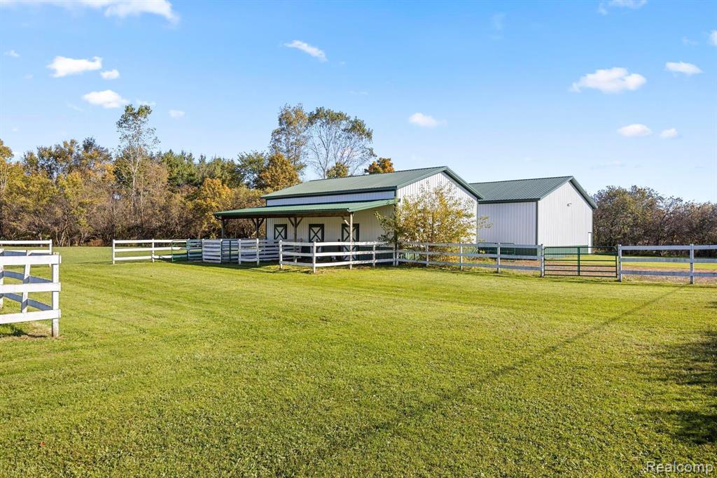 3985 Wadhams Road, China, MI — Photo 4