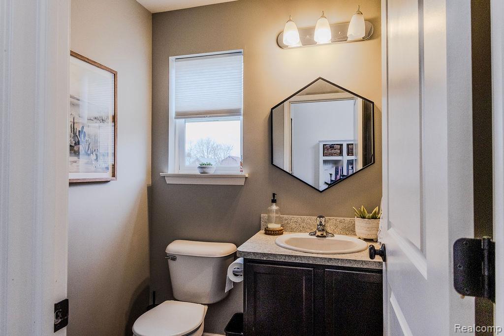 9010 Birch Pointe Drive, Newport, MI 48166 — Photo 12