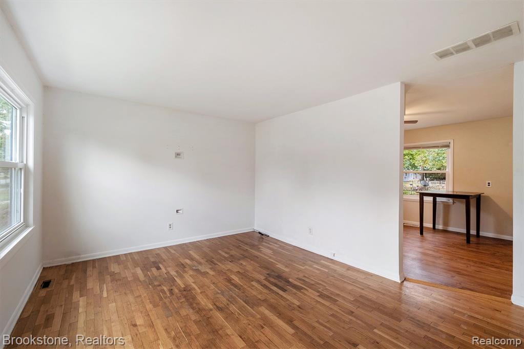 805 Hartner Drive, Holly, MI 48442 — Photo 4
