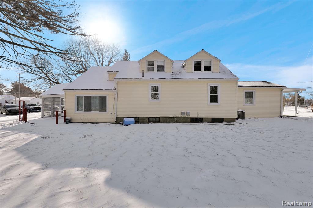 301 E Monroe Street, Durand, MI 48429 — Photo 6