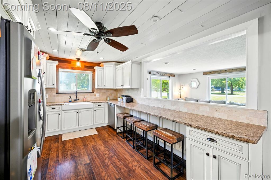 5021 Lakeborn Drive, White Lake, MI 48383 — Photo 5