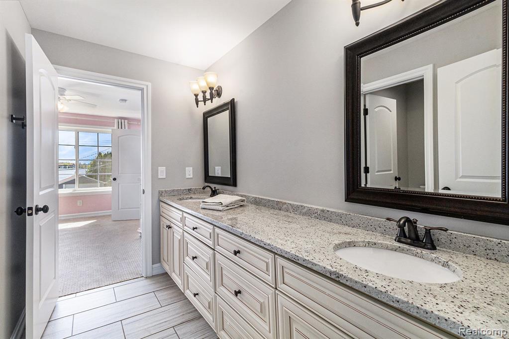 1540 KESSLER Avenue, Keego Harbor, MI 48320 — Photo 30