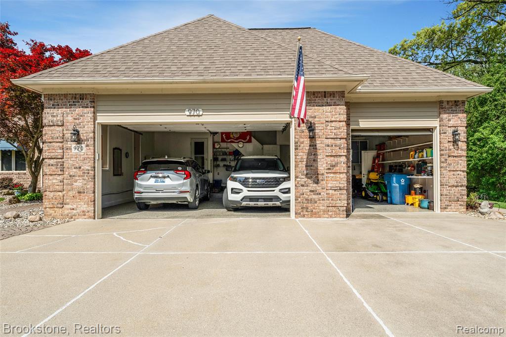 970 Moldovia Drive, White Lake, MI — Photo 54