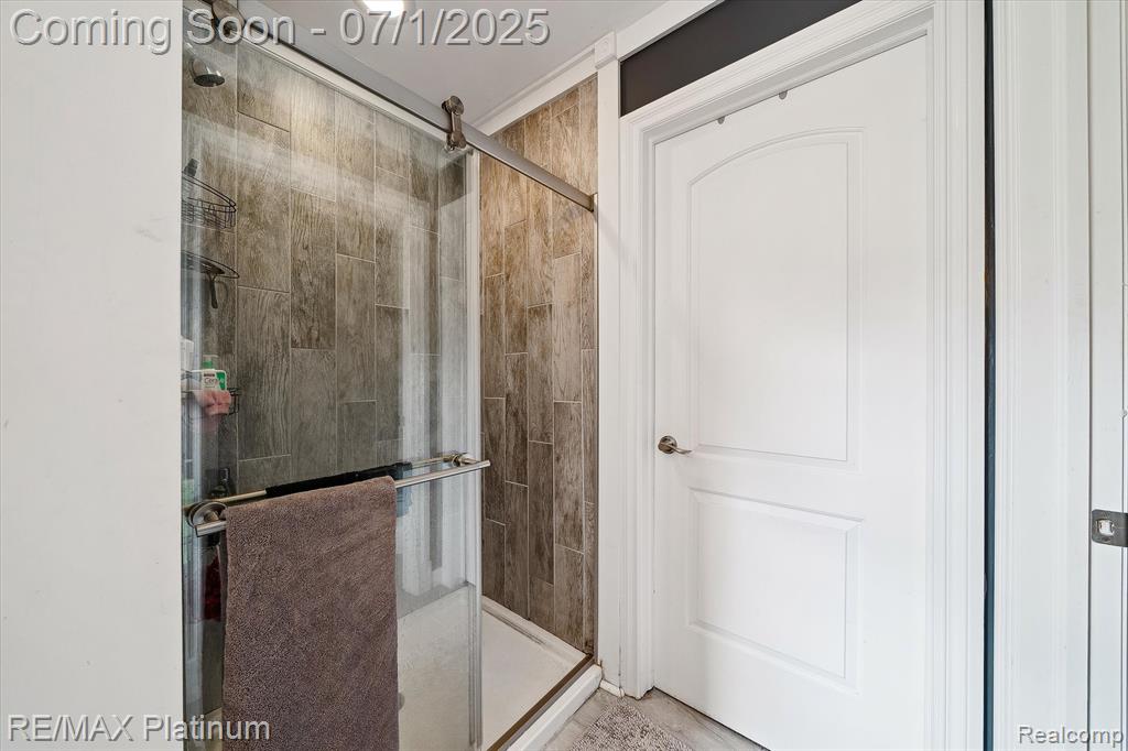 4209 Oak Street, Grand Blanc, MI 48439 — Photo 36
